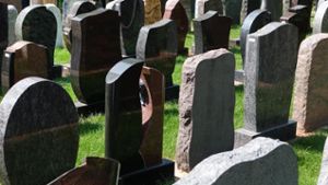 Grabsteine im Freizeitpark: Horror endet vor Gericht