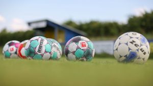Fußball: Augsburg beendet Regionalliga-Hängepartie
