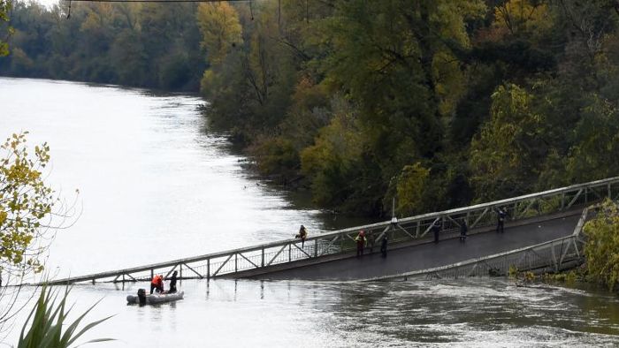 Brückeneinsturz in Frankreich: Zwei Tote gefunden