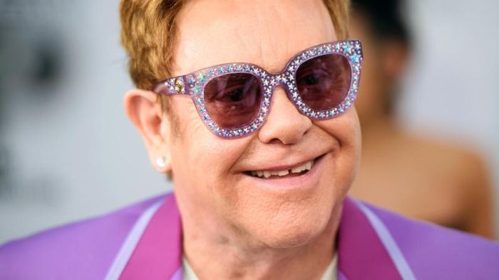 Elton John: Habe einen Geist in meiner Villa in Windsor