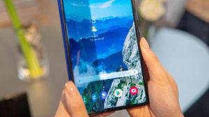 Samsung wagt neuen Anlauf mit Falt-Smartphone Galaxy Fold
