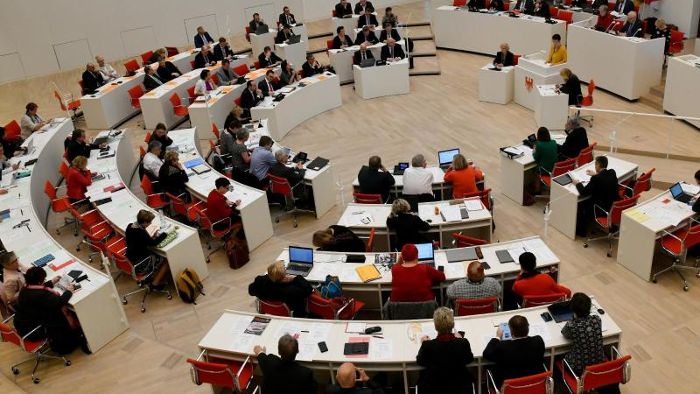 Brandenburg beschließt Gleichstellungsgesetz für Wahlen