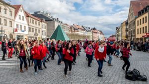 Tanz-Flashmob gegen Gewalt an Mädchen und Frauen
