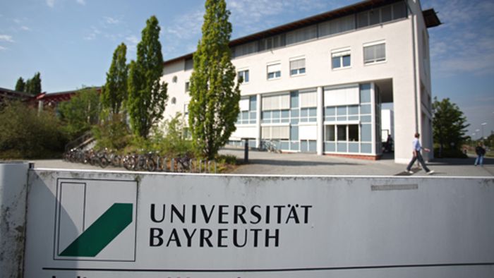 Universität weist Guttenbergs Vorwürfe scharf zurück