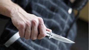 Streit in Gößweinstein: Mann bedroht Mitbewohner mit Messer