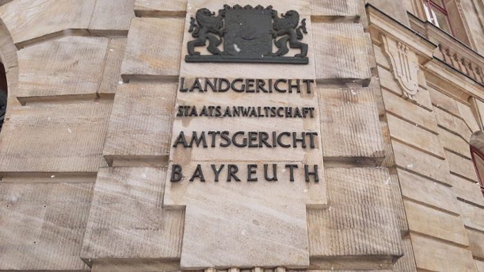Mann wegen Kindesmissbrauchs vor Gericht in Bayreuth