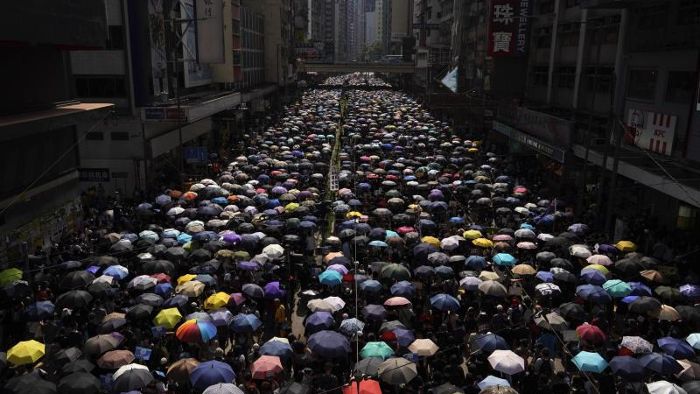 Hongkong: Prügelattacke auf prodemokratischen Abgeordneten