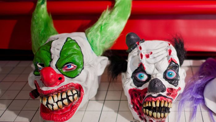 Kein Verkauf von Horror-Clown-Masken