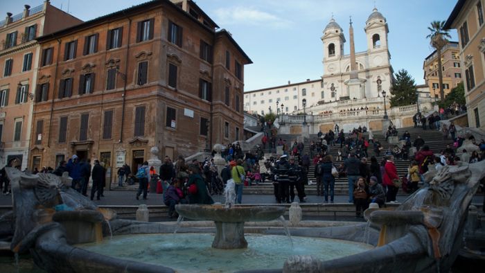 Rom verbietet Souvenirverkäufer an Touristenattraktionen