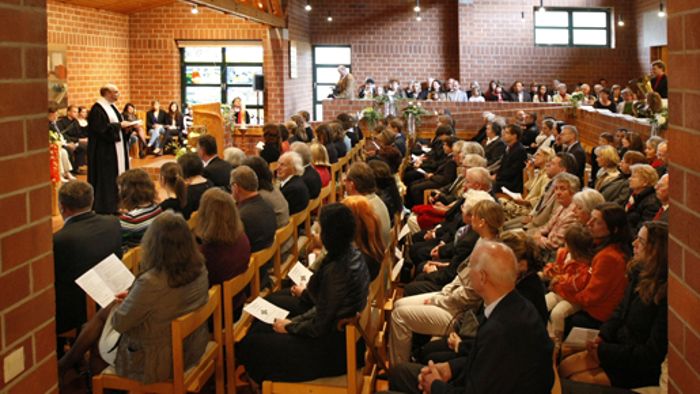 Dekanatssynode: Diskussion über Möglichkeiten, Kirchfremde wieder in die Gottesdienste zu holen