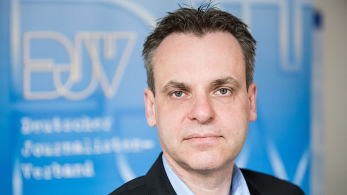 Frank Überall bleibt DJV-Vorsitzender