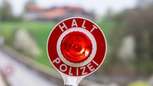 A9/Bayreuth : Verbotenes Messer und ungültiger Führerschein