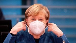 Mann bedroht Merkel und Kretschmer