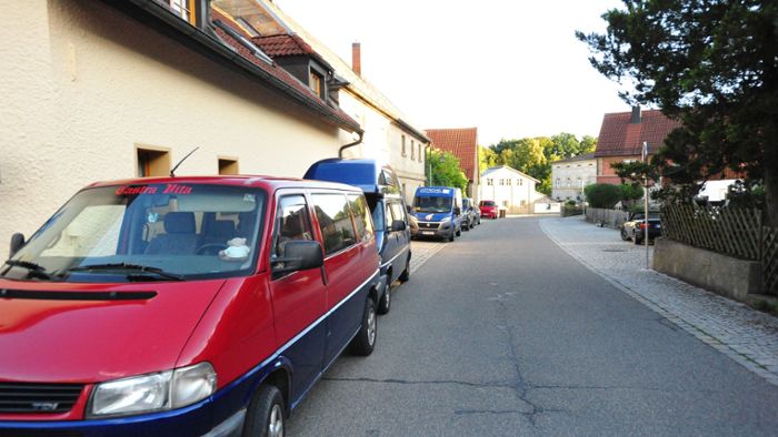 Eckersdorf:  Bauausschuss nimmt Parkverbot zurück