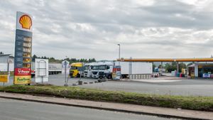 Wegen Shell-Autohof-Insolvenz: Himmelkron verschenkt Stellplätze für Lkw und zahlt drauf