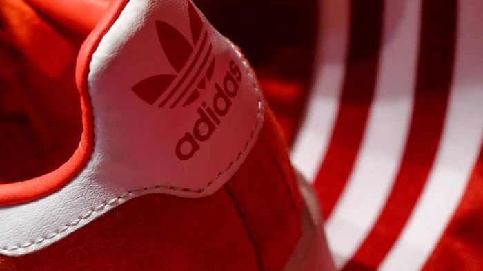 Adidas drosselt nach Gewinnsprung für 2019 das Tempo