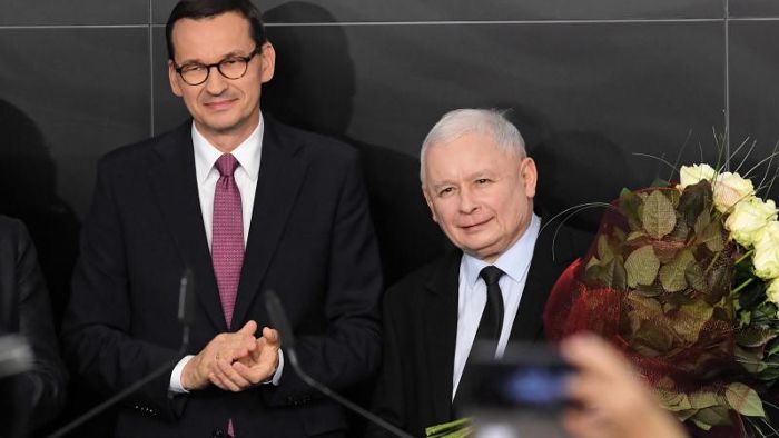 PiS nach Polen-Wahl im Aufwind