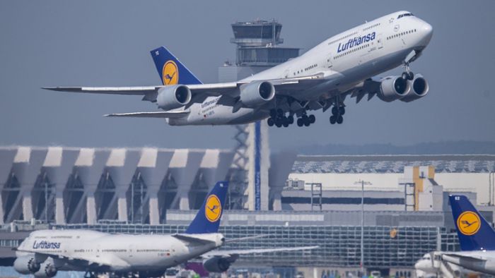 Lufthansa verzichtet  auf Begrüßung „Damen und Herren“
