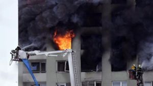 Vermutlich acht Tote bei Hochhausbrand in der Slowakei