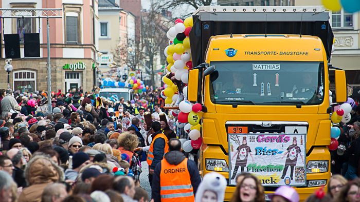14.000 Menschen feiern beim Faschingsumzug in Bayreuth