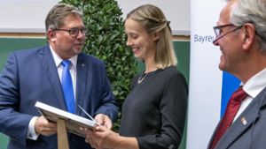 Lisa Ramershoven erhält den Klaus-Dieter-Wolff-Preis