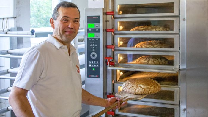 Neuer Ofen: Bäcker glaubt an die Zukunft