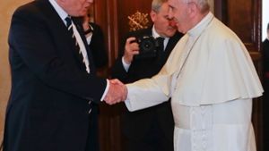 Erster Besuch in Europa: Trump beim Papst