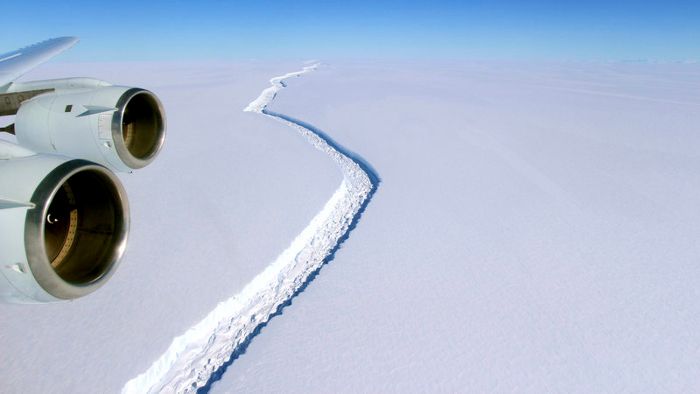 Gigantischer Eisberg bricht bald ab