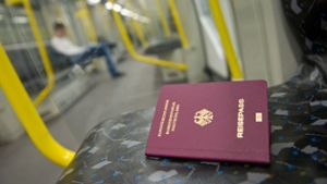 Dumm geflohen - Räuber verliert Pass