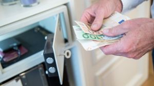 Deutsche scheuen Geldanlagen im Netz