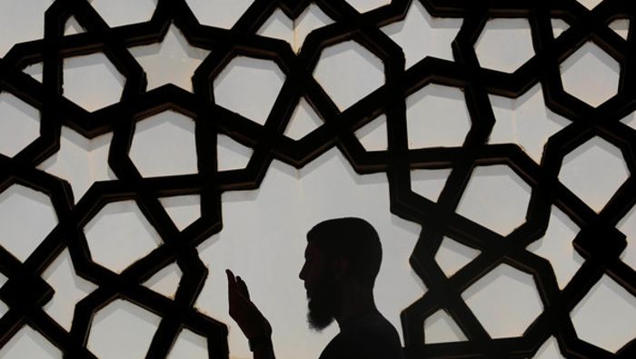 Während des Ramadan gegessen: Haft
