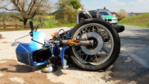 Motorradfahrer stirbt nach Unfall