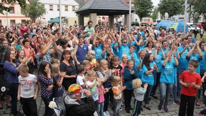Gewonnen: Tiefenlesau kriegt Riesen-Dorffest mit Olly Murs
